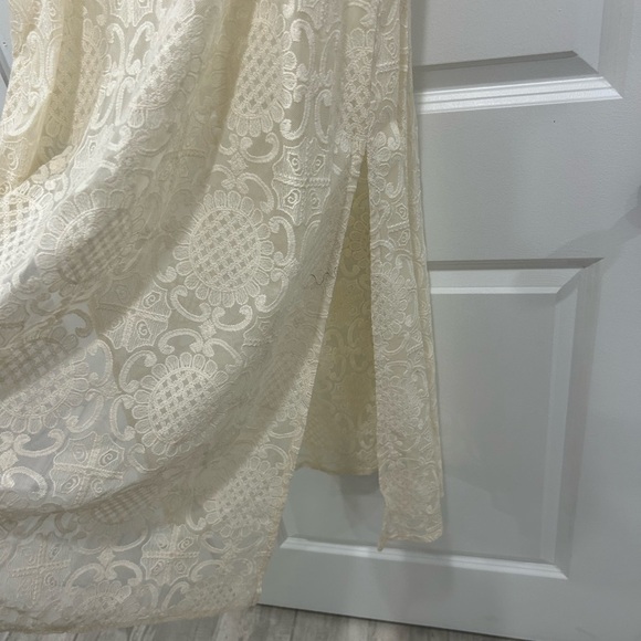 Anthropologie Lilka Bellflower Lace Maxi Dress, Ivory/Cream, Medium Petite - Picture 8 of 9